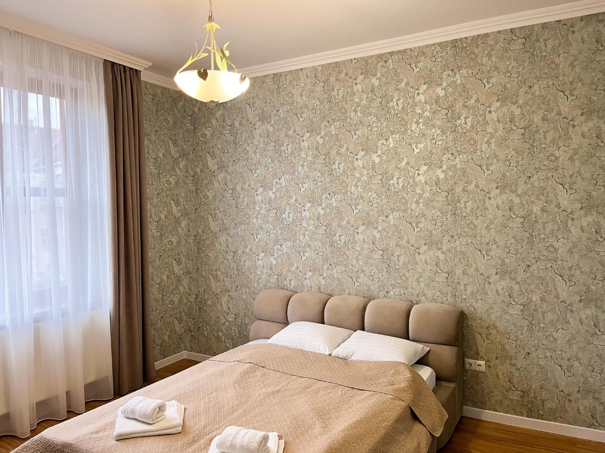 Апарт-Отель "Галаговъ" Uzhhorod Ngoại thất bức ảnh